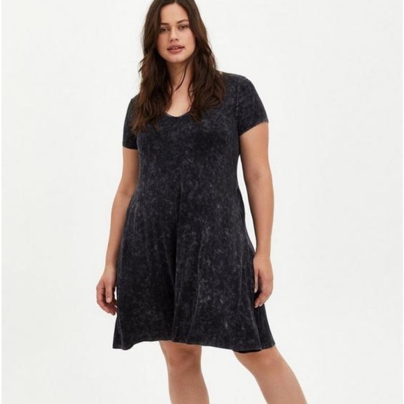 torrid Dresses & Skirts - Torrid Plus 2 2X Super Soft Knit Mini Trapeze Dress Gray Tie Dye Stretch Pockets